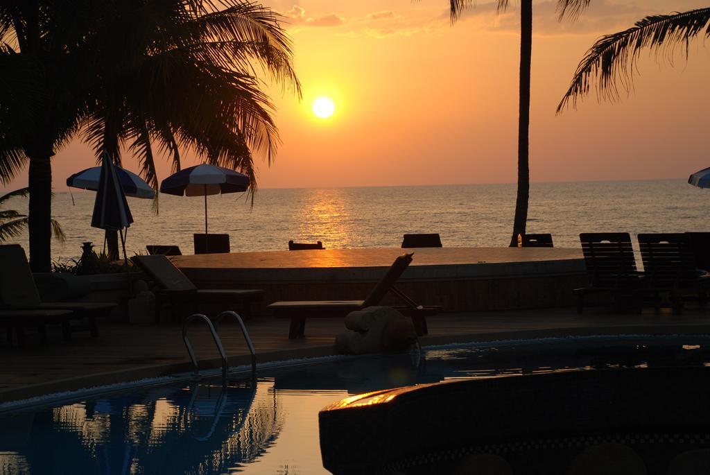 Khaolak Bayfront Resort Takuapa Eksteriør bilde